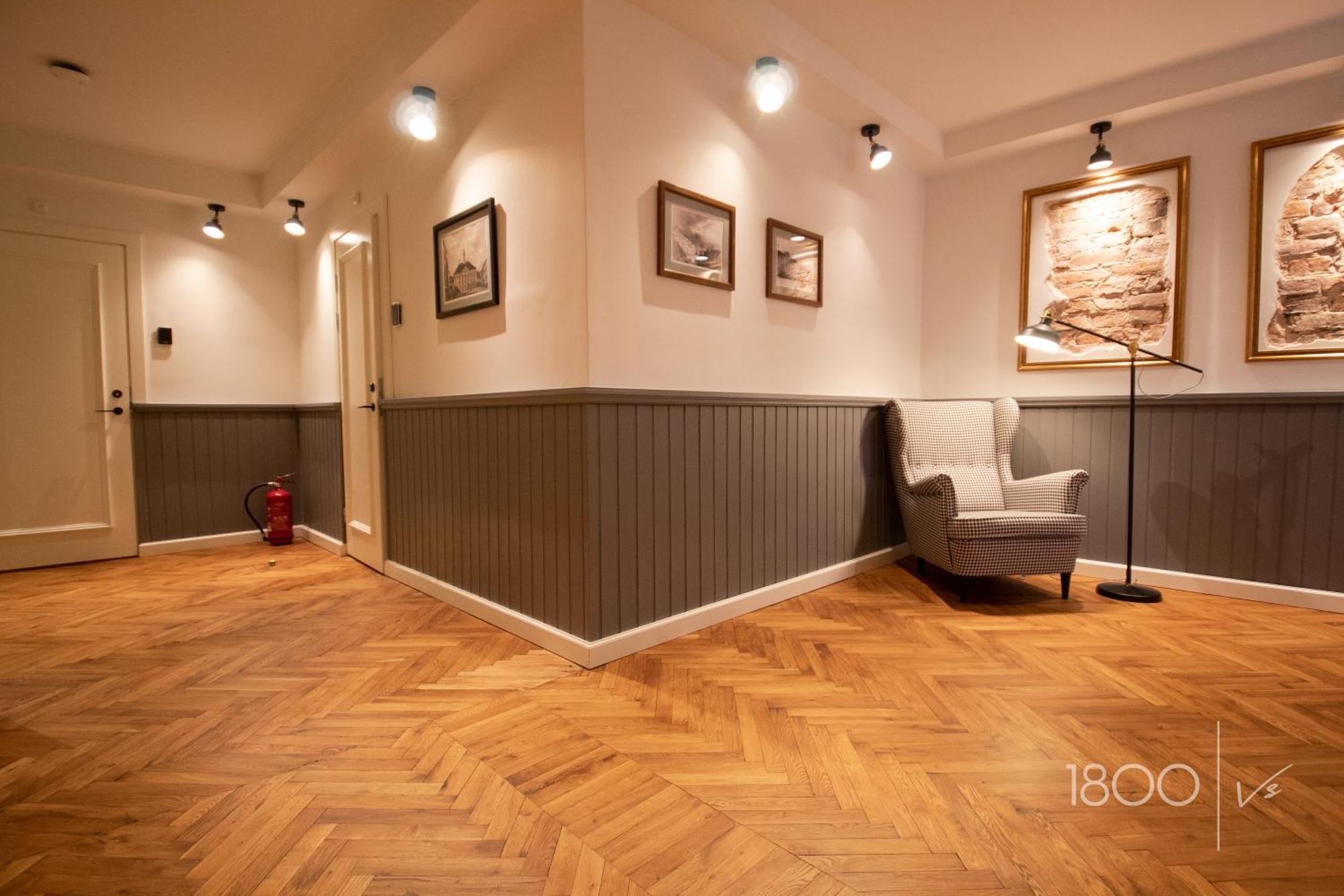 1800 By Vince Stay - Private Rooms In Town Hall Square Tartu Buitenkant foto